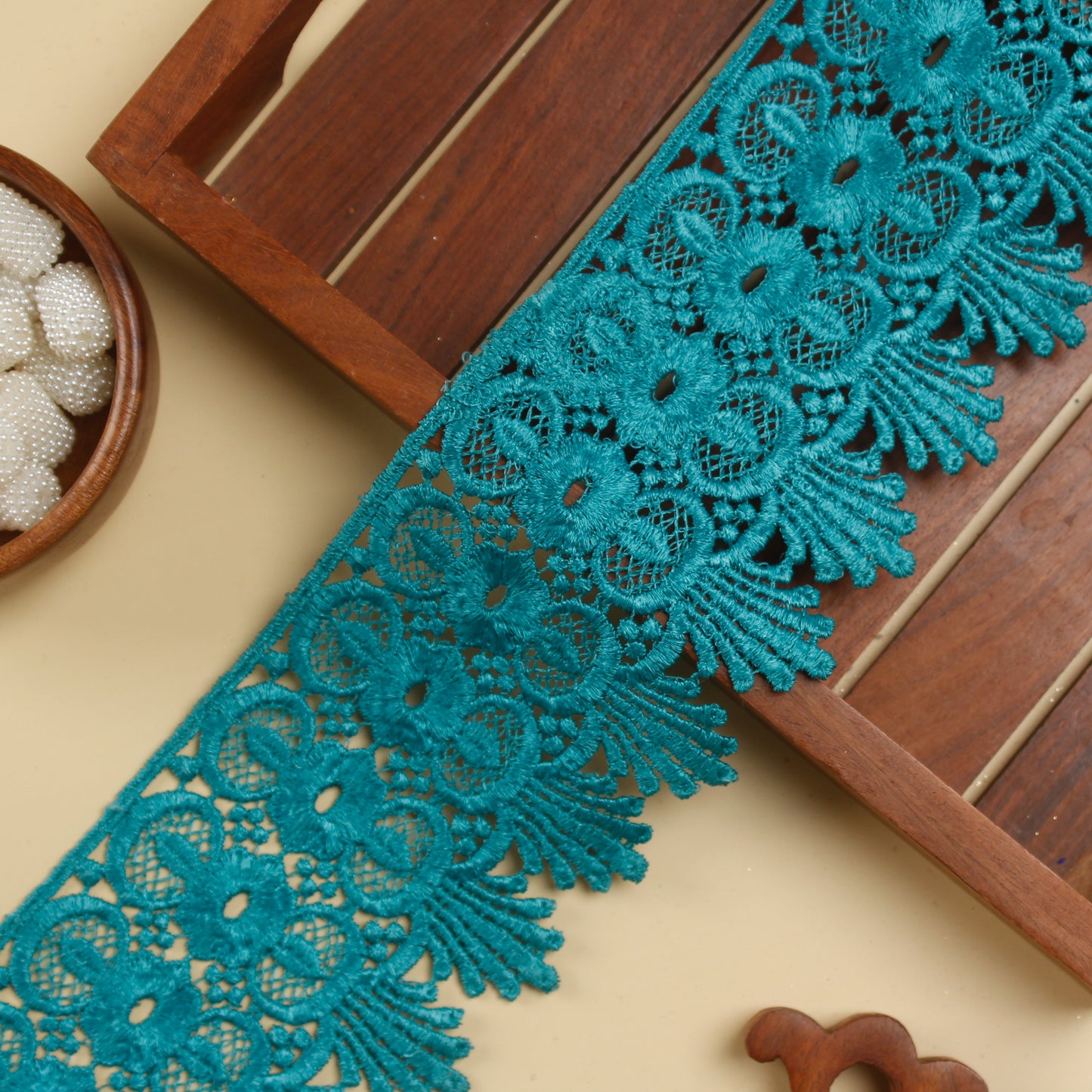 Teal Green Scalloped GPO Lace Trim (5 Mtrs)