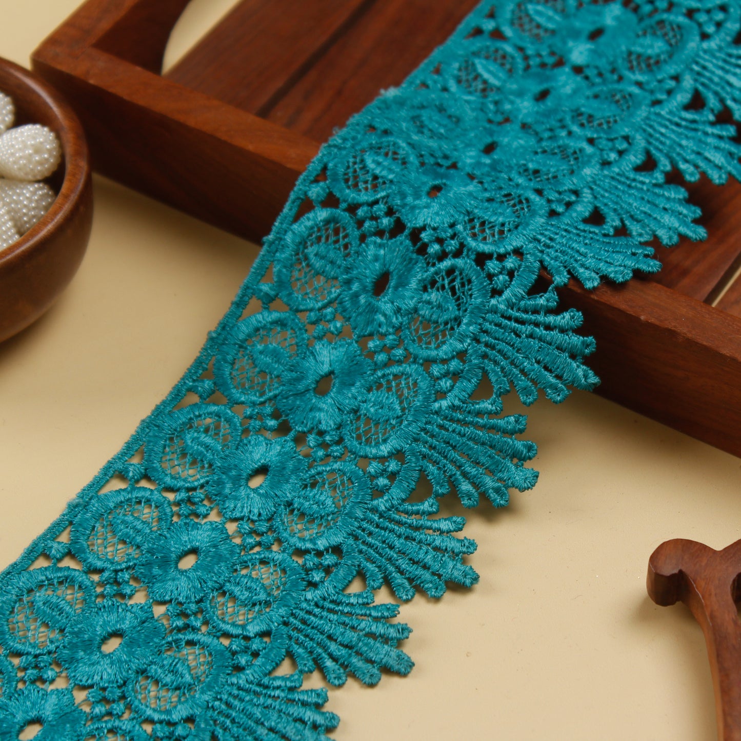 Teal Green Scalloped GPO Lace Trim (5 Mtrs)