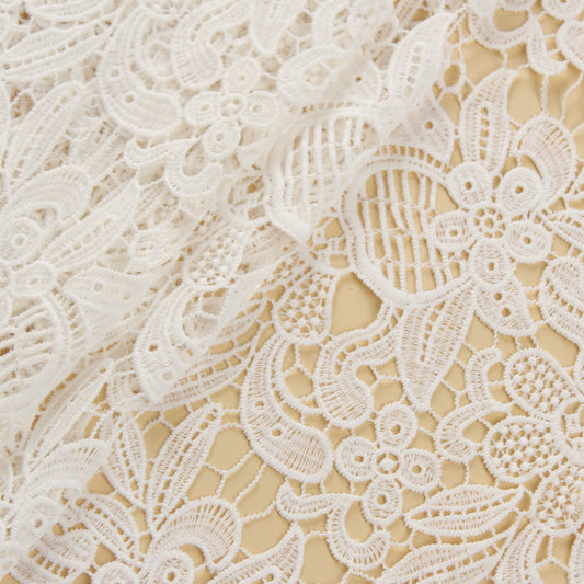 White Floral Crochet Lace Fabric (1 Mtr)